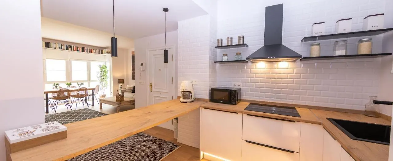 Bilbao Henao Park De Bilbao Suites, En Pleno Centro Con Garaje Directo 0*,