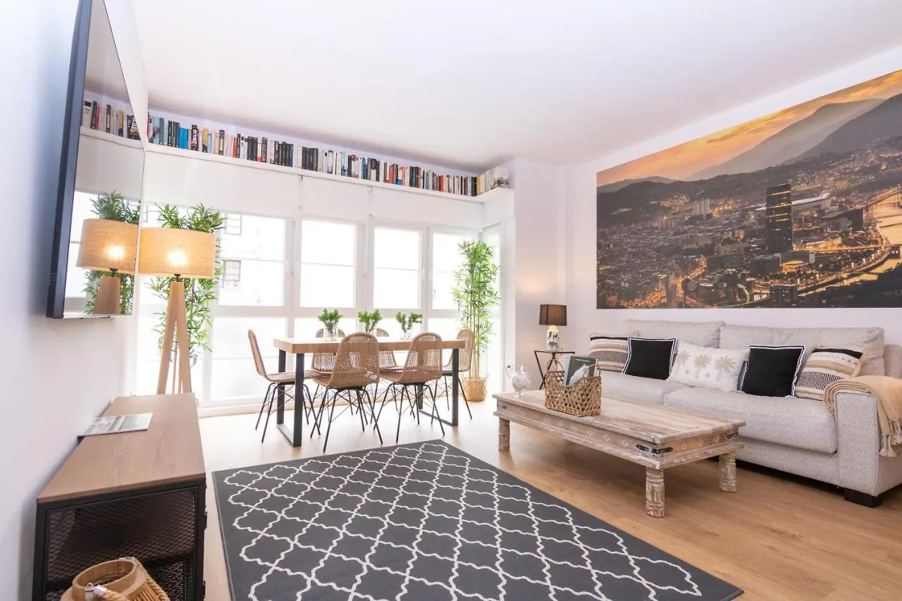 Bilbao Henao Park De Bilbao Suites, En Pleno Centro Con Garaje Directo location